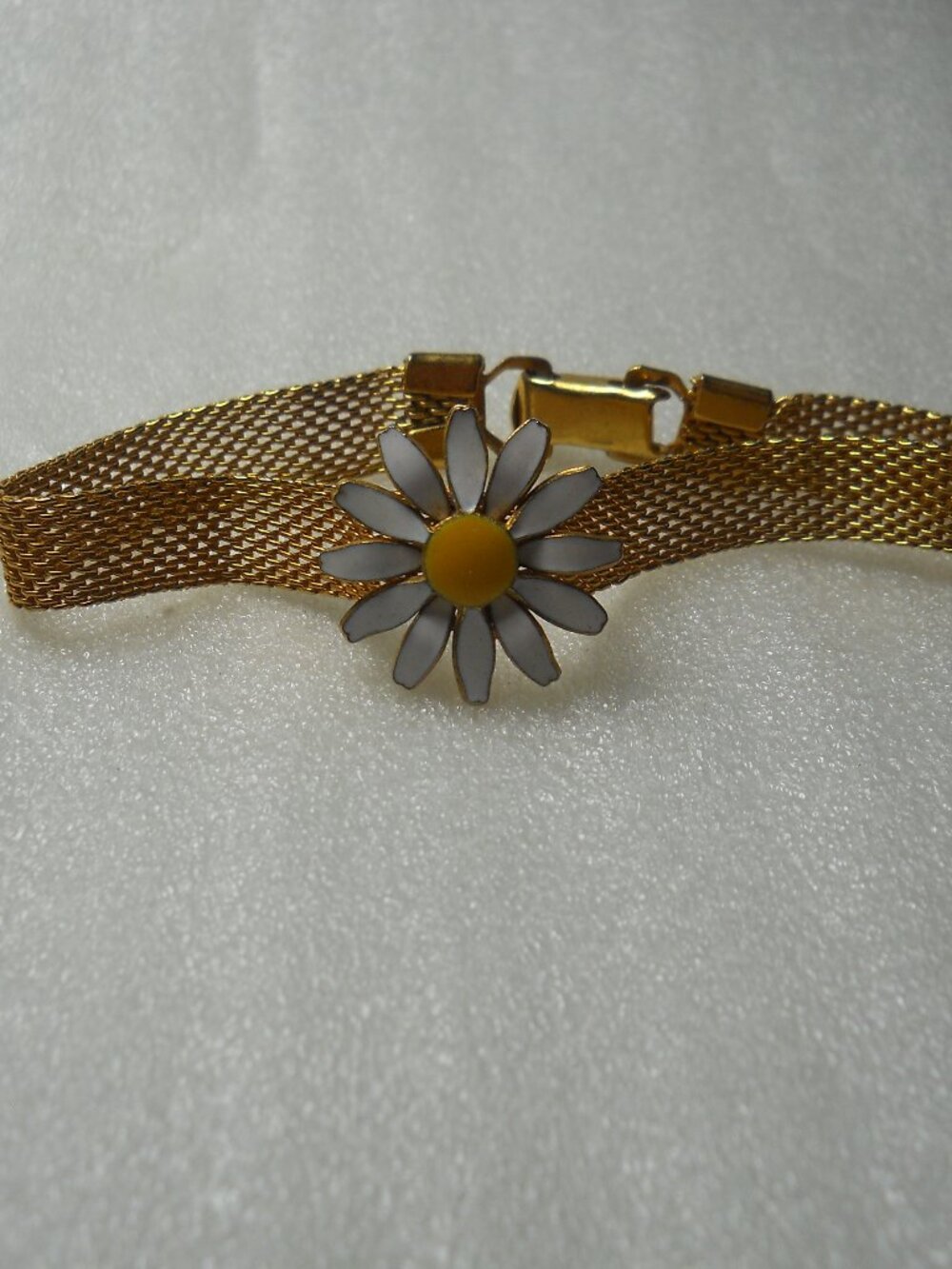 Daisy Mesh Bracelet  830